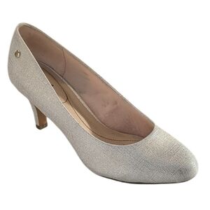 Life Stride, Subtle Silver And White Classic Heels. Size 10